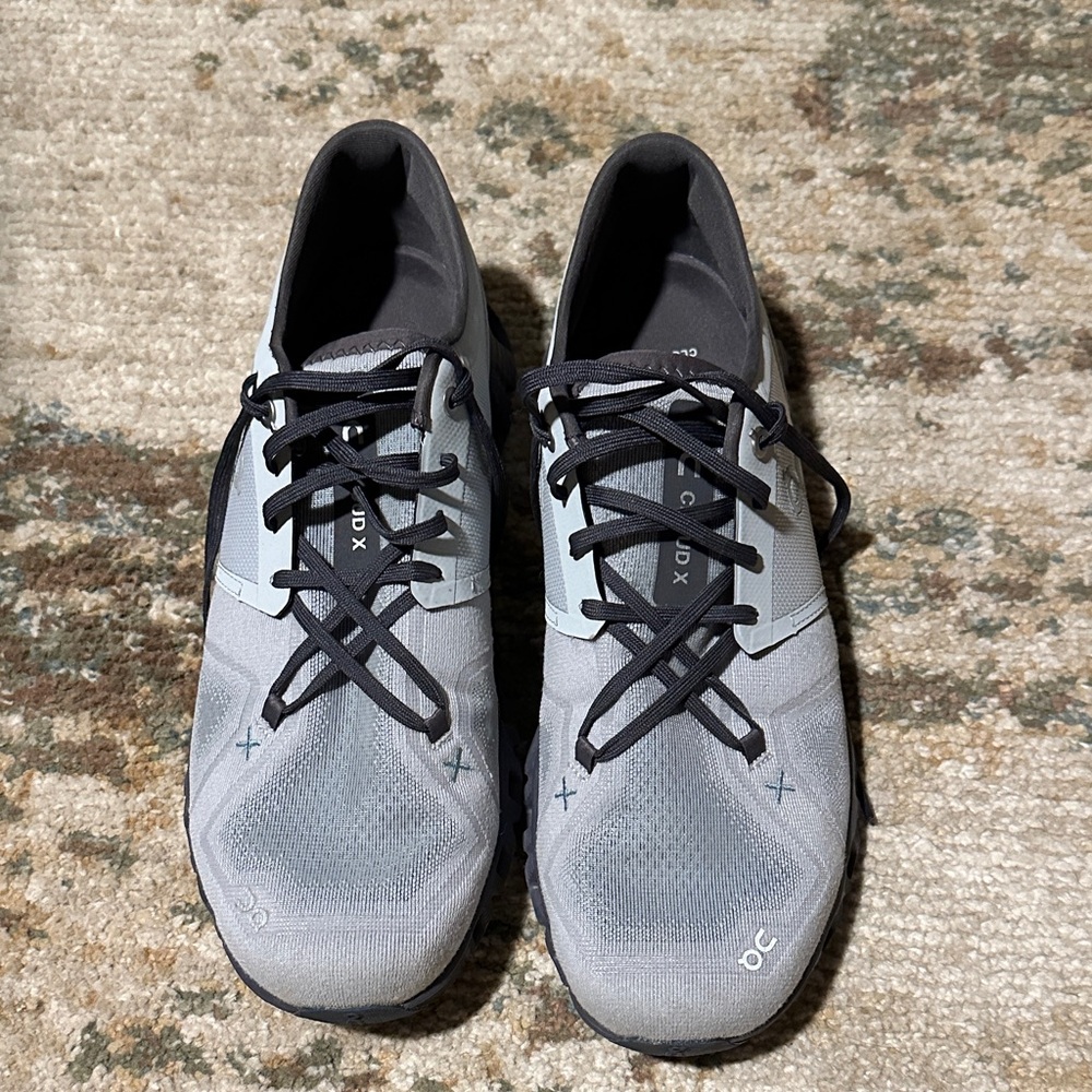 Brand New Men’s On Running Cloud X Shoes